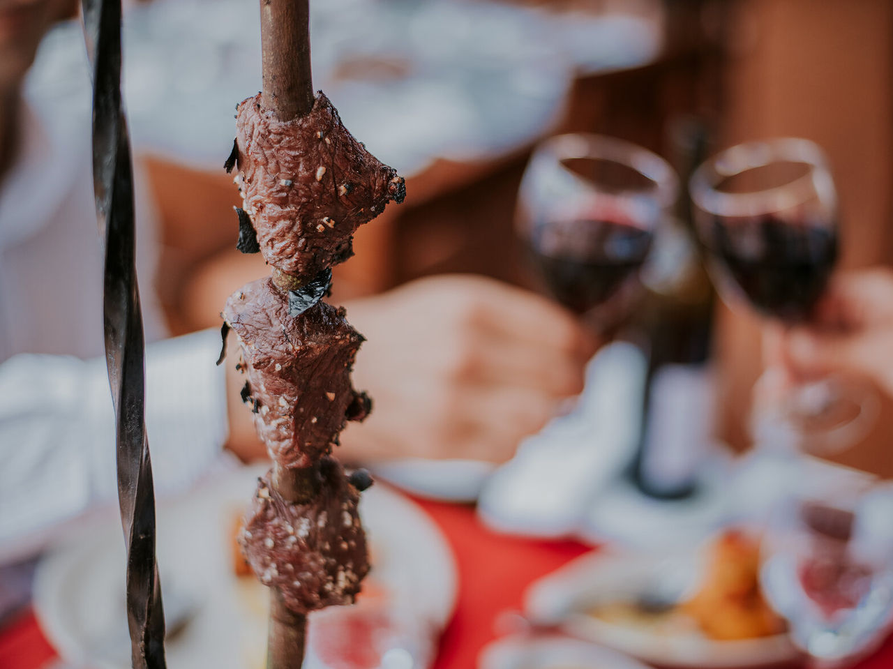 El restaurante Botanic, del Hotel 5 Estrellas en Funchal, tiene cocina madeirense con espetadas típicas