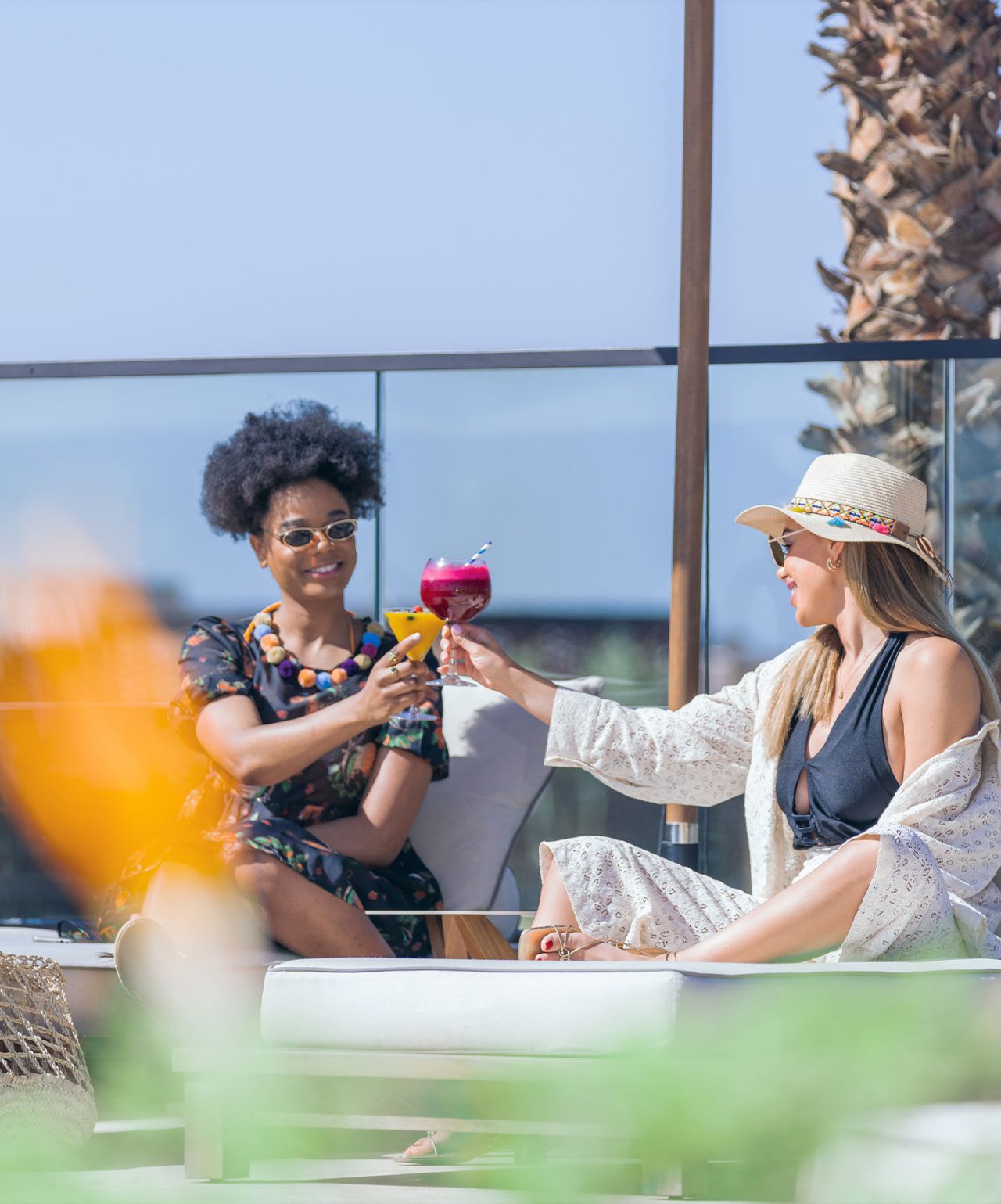 Pestana CR7 Marrakech fue un paso hacia la internacionalización de la marca. Disfruta de cócteles junto a la piscina
