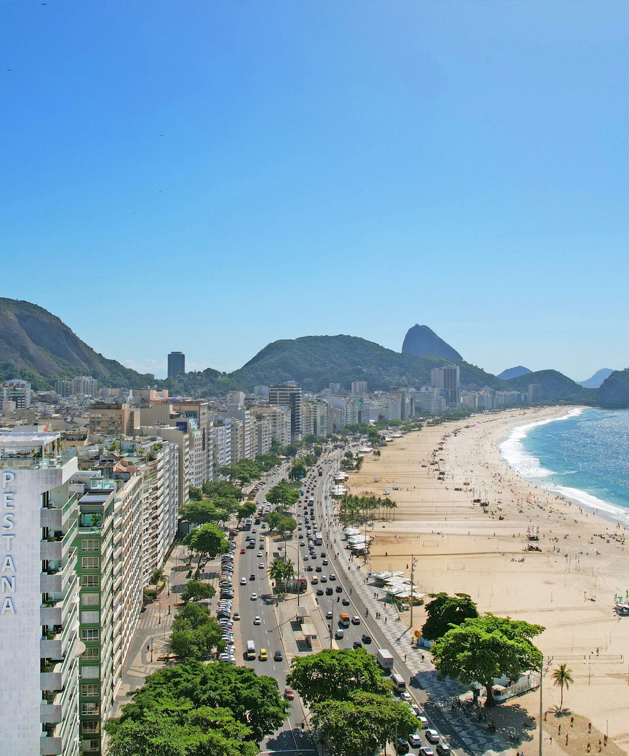 La internacionalización de Pestana Hotels & Resorts a hoteles como Pestana Rio Atlântica, en la Playa de Copacabana