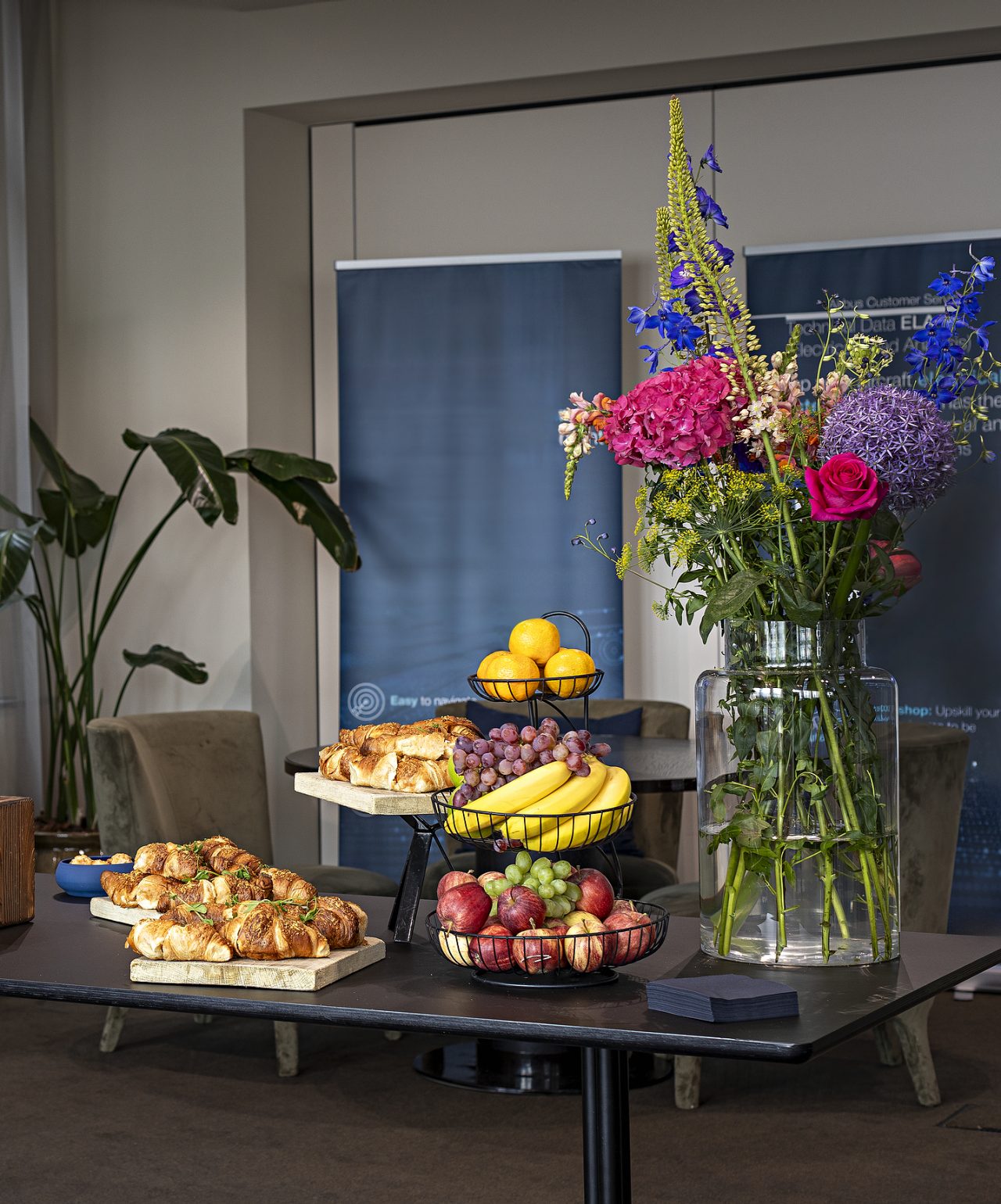 Reuniões e Conferências no Pestana Hotel Group, com Coffee Breaks com várias opções como fruta e croissants