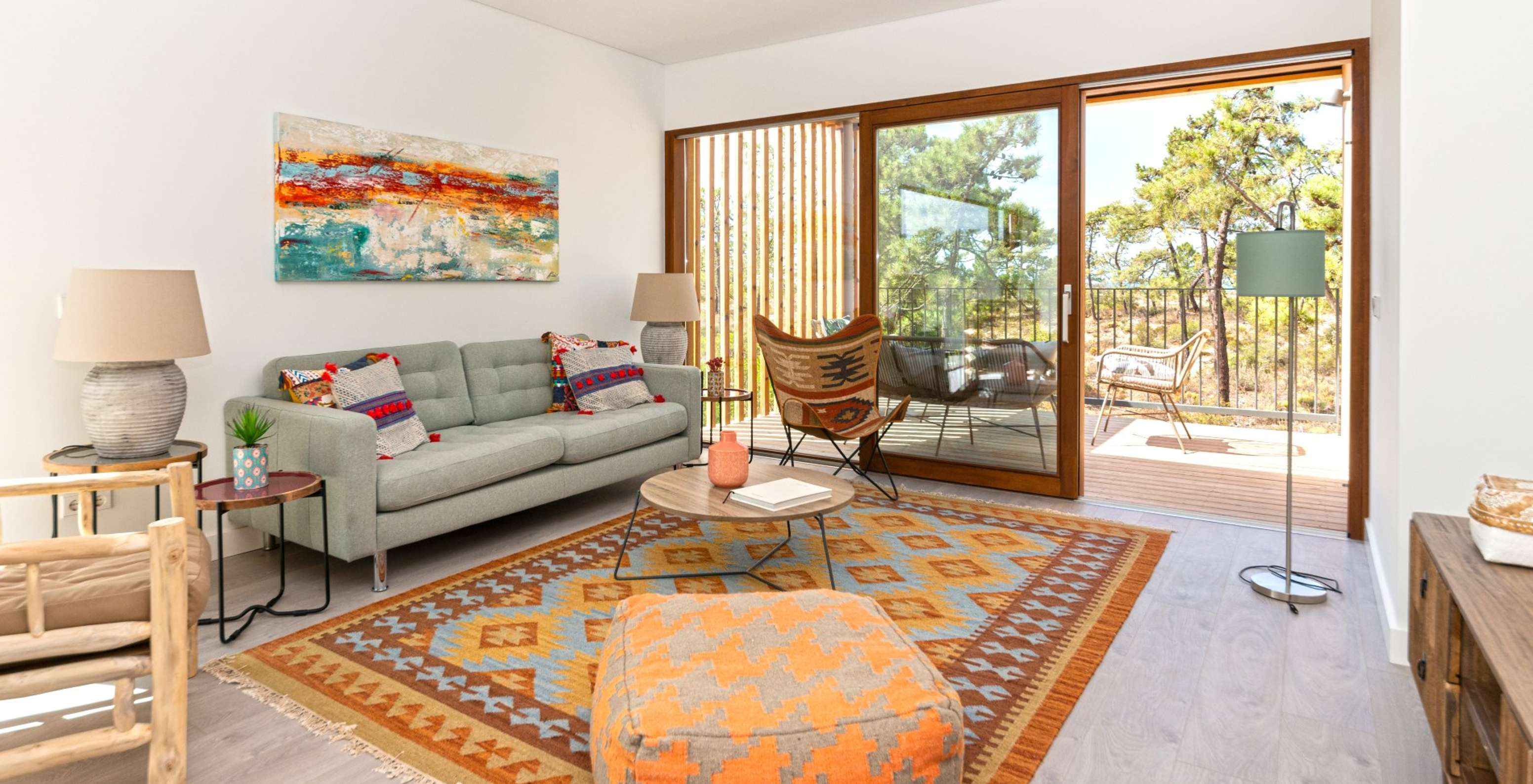 El Apartamento Eco Village Superior 1º Piso Vistas Premium del Pestana Tróia Eco Resort tiene una sala, sofá y terraza