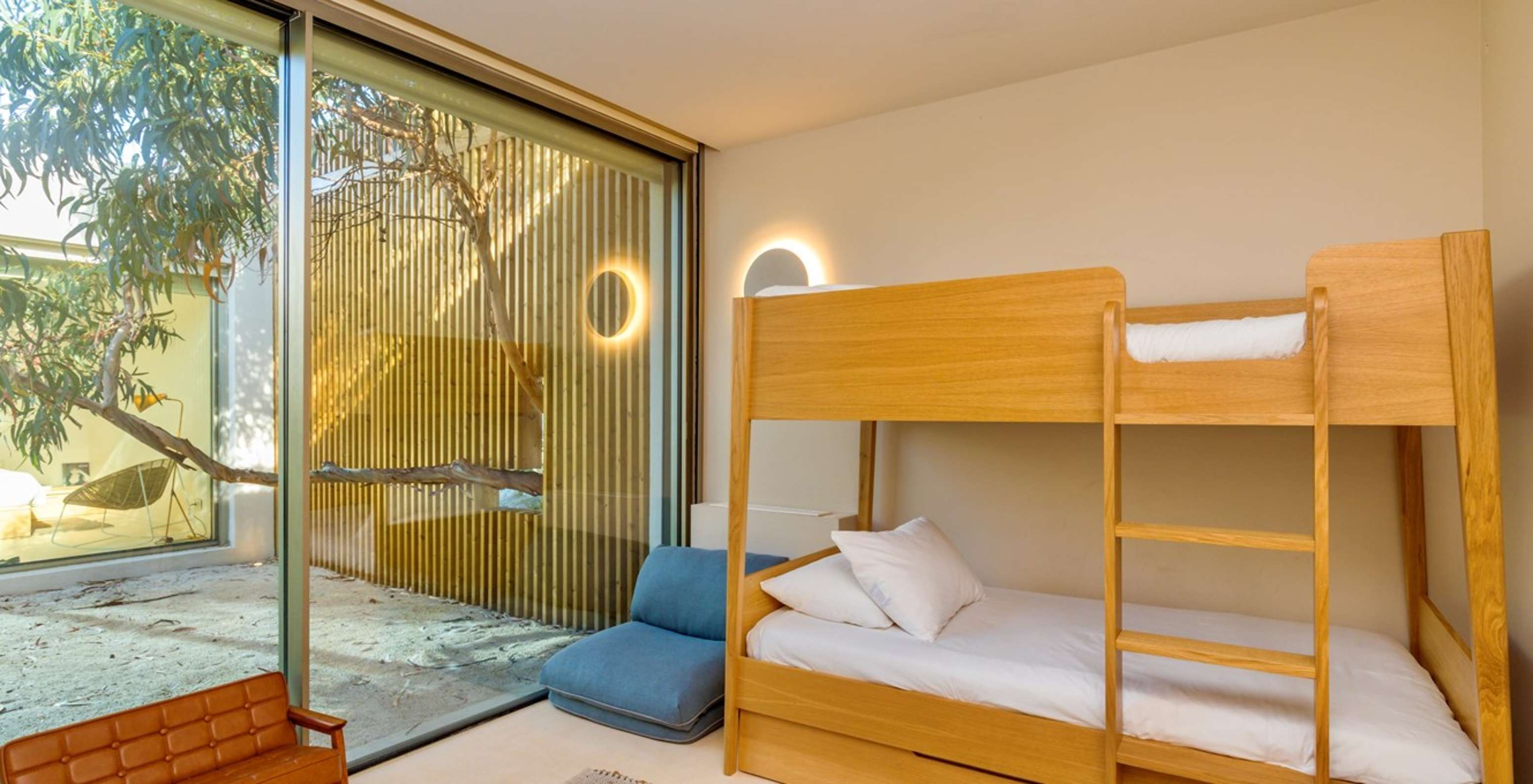 Las Exclusive Premium Villas con Piscina Privada del Pestana Tróia Eco Resort tienen un dormitorio con literas de dos camas