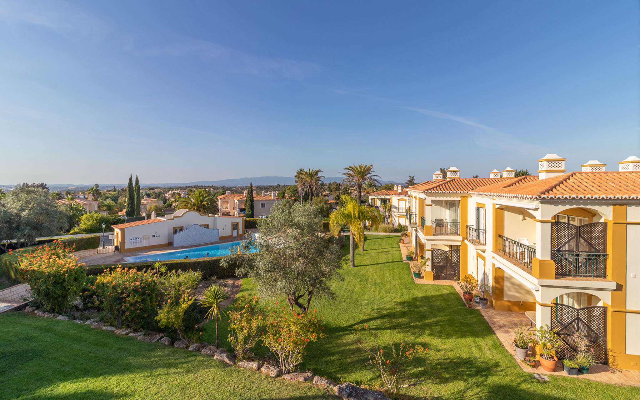 Buitenkant Pestana Carvoeiro Golf AL, 4-sterrenhotel met villa's, appartementen, zwembad