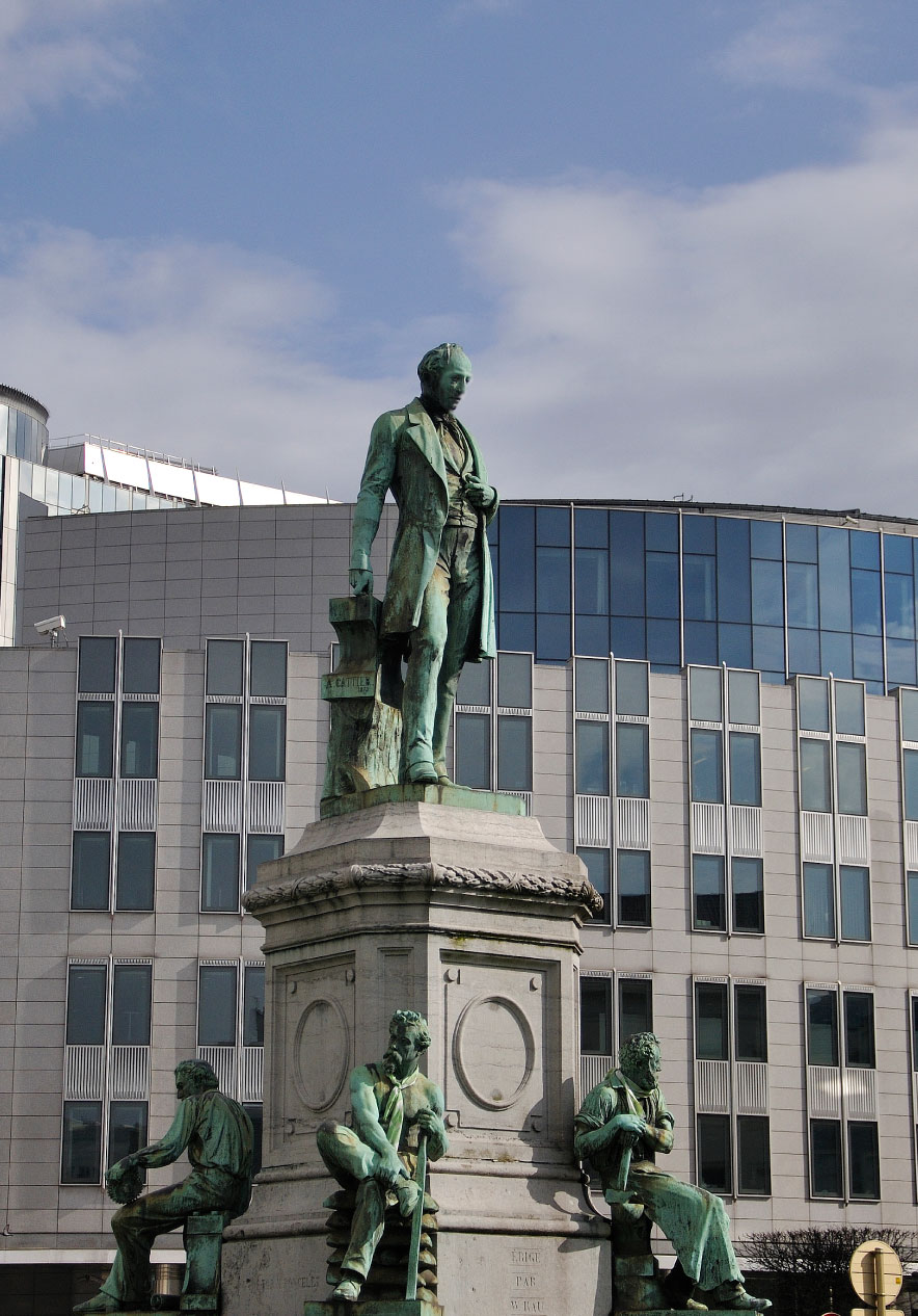 Visit Luxembourg Square and stay at Pestana Brussels Schuman, hotel in Brussels near the European Parliament