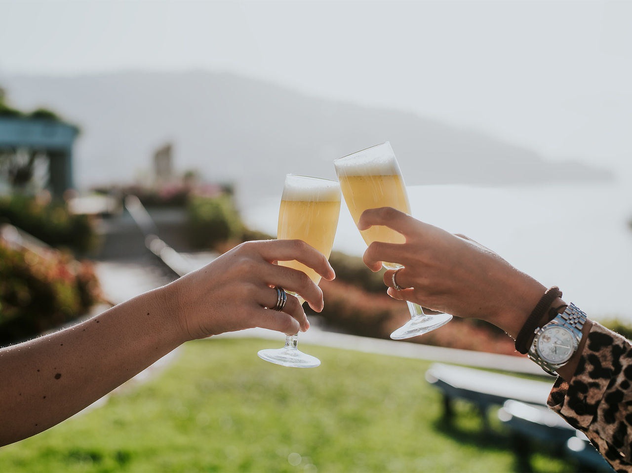 Dockside in central Funchal serves champagne with a sea view